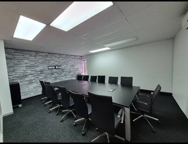 556M² OFFICE TO LET IN ILLOVO
